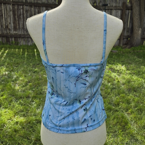 👕 Pelican Cove Blue Floral Spaghetti Strap Top - Picture 4 of 7